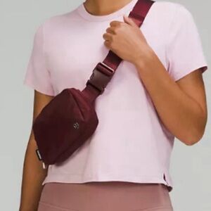 LULULEMON EVERYWHERE BELT BAG